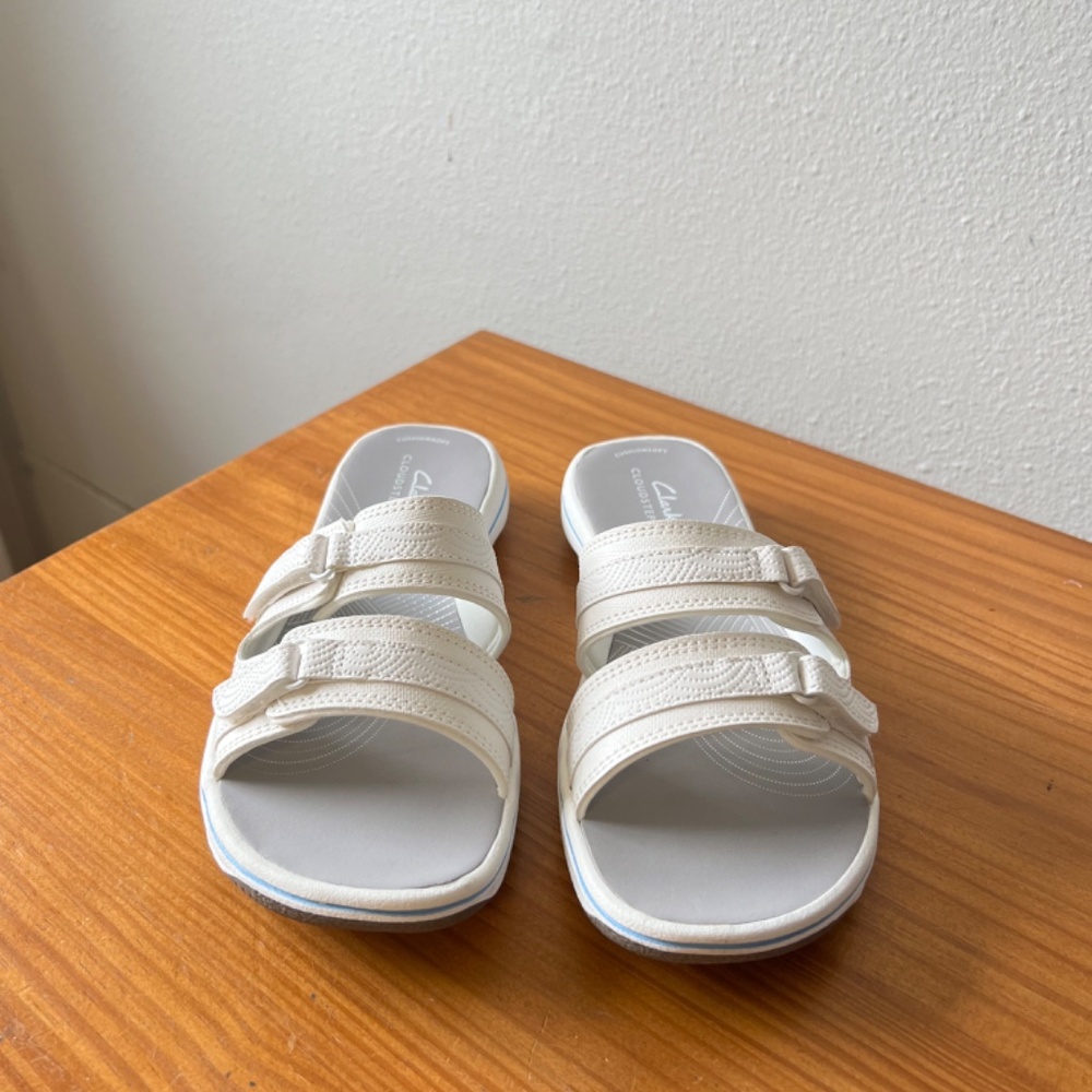 Clarks Breeze Piper slip on sandal - Picture 2 of 5